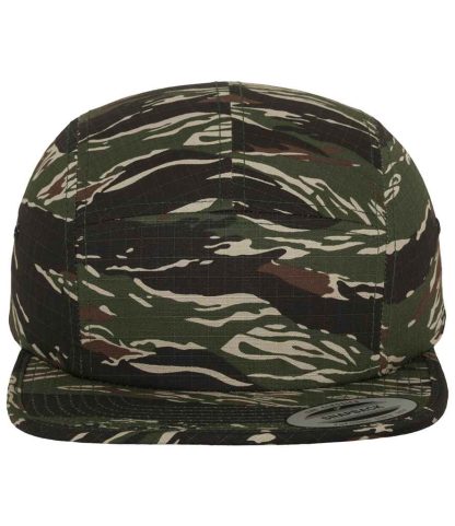 F7005 CMF ONE - Flexfit Classic Jockey Cap - Camouflage